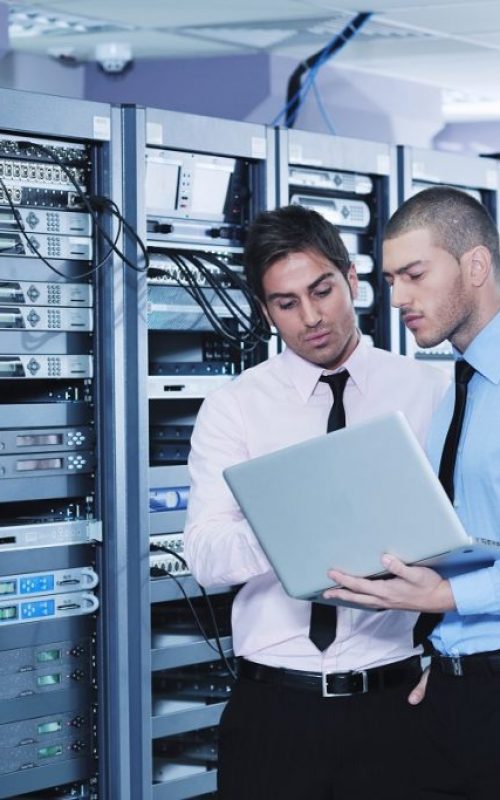 shutterstock_90284539-1024×683 Database Server